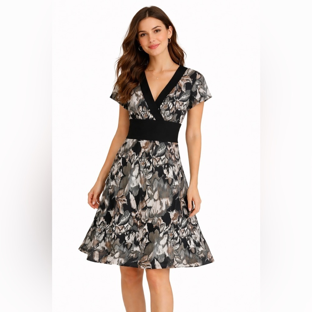 Dressbarn Floral Fit & Flare Dress Size 8 Black Gray V-Neck Work Casual